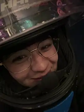 vaneelee's cam snapshot