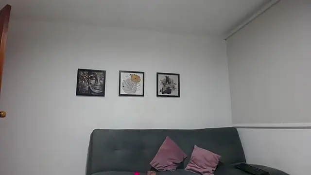 Paris_boobsbbw's cam snapshot