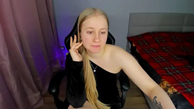 MilanaJune's cam snapshot