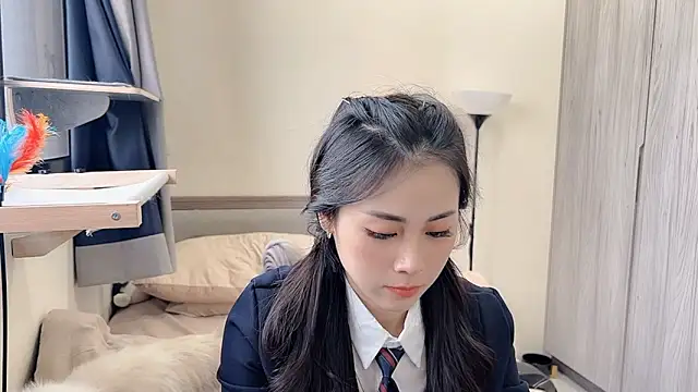 BabyOneDaily's cam snapshot