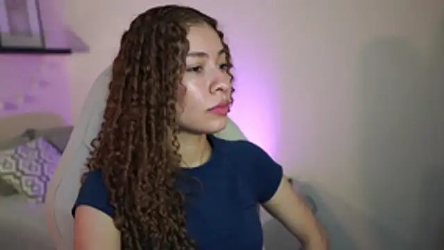 isabella-garcia-'s cam snapshot