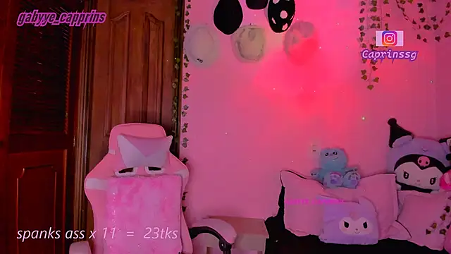 gabyye_capprins's cam snapshot