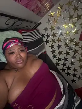 Chocolatebunnyxx96 live sex cam