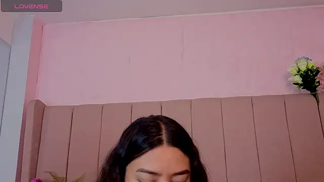 MollyBigBoobs12's cam snapshot