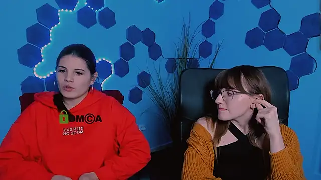 lizzie_boom_ live sex cam