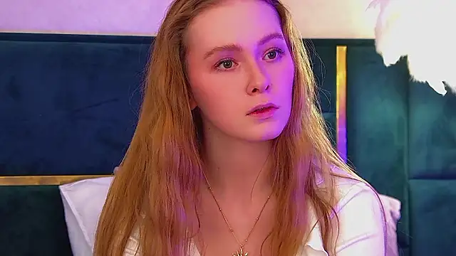 AgataFoxley's cam snapshot