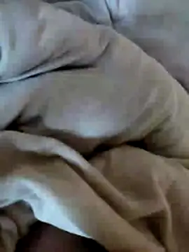 Cute_Pari9's cam snapshot