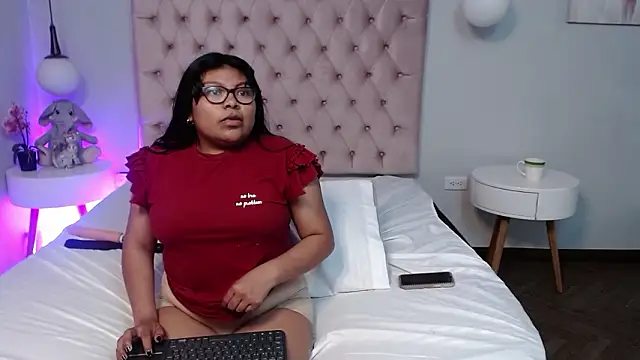 Kiri_Black_'s cam snapshot