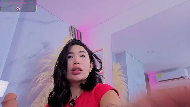 Chlooee__'s cam snapshot