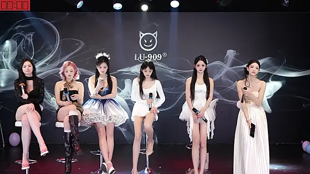 LU-909-'s cam snapshot