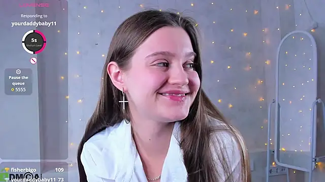 Renesmy_Black's cam snapshot