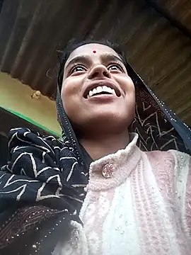 Cuty_kanchna's cam snapshot