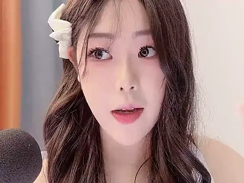 smalldaisy's cam snapshot