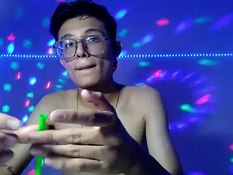 SantiagoRusso18 live sex cam