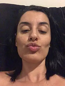 Catmila94 live sex cam