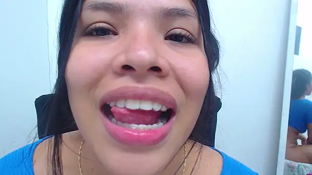 BearishMajor's cam snapshot