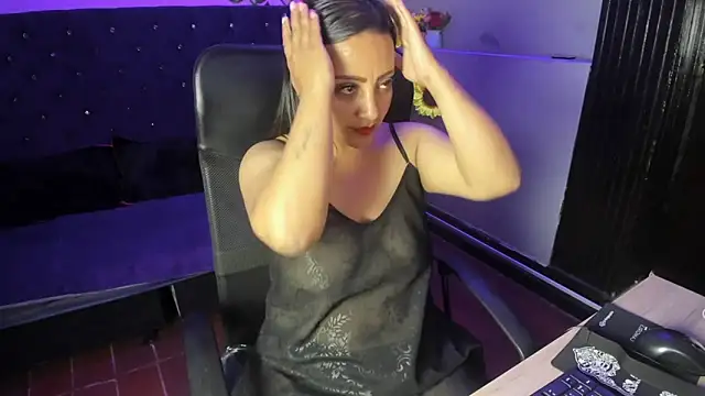 Dasha_Brunn's cam snapshot