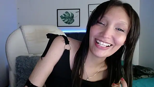 mia_collens's cam snapshot