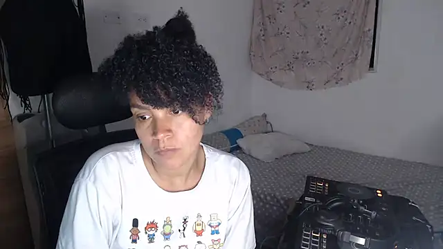 shayna_cute's cam snapshot