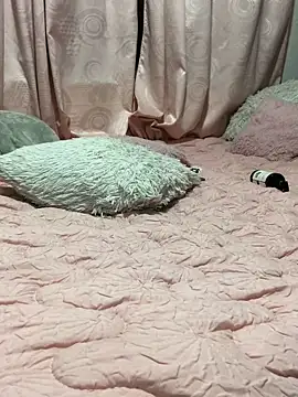 Rachellcooperrr's cam snapshot