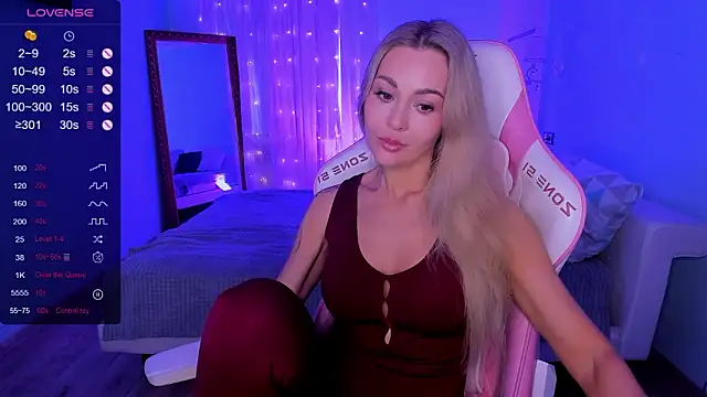 AdeleRoberts's cam snapshot