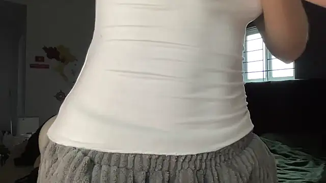 Min_sara69 live sex cam