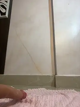 loladupont's cam snapshot