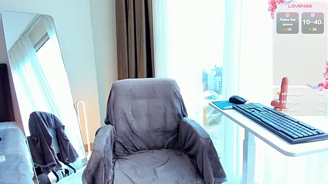 Alice_neon's cam snapshot