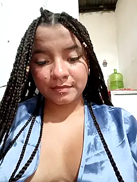 tina_tinitaa's cam snapshot