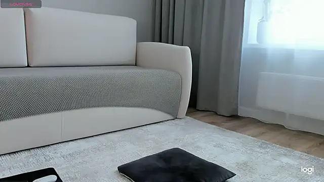 AmelinaLove live sex cam