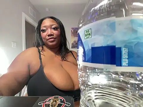 4EVAGLACIERS live sex cam
