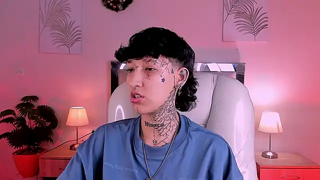 Luci_Rose's cam snapshot