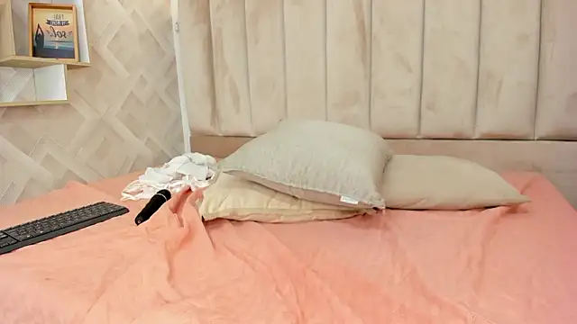 Anniie_Queen's cam snapshot