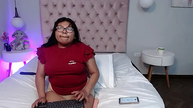 Kiri_Black_'s cam snapshot