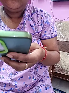 Mrs_Mr_Singh's cam snapshot