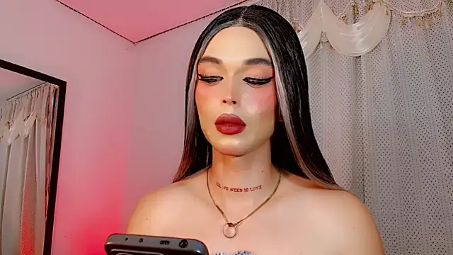 Marian_LV live sex cam