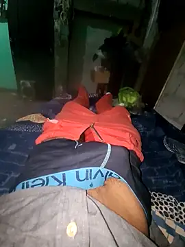 Reynold2608 live sex cam