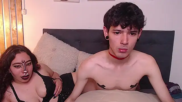 moonandzuko's cam snapshot