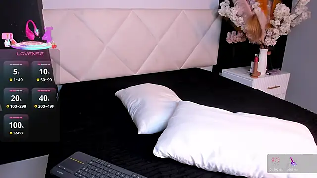 veronica_hill_'s cam snapshot