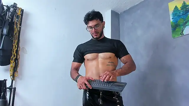 JuanBlade live sex cam