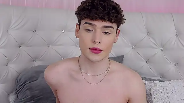 RobbyCharming's cam snapshot