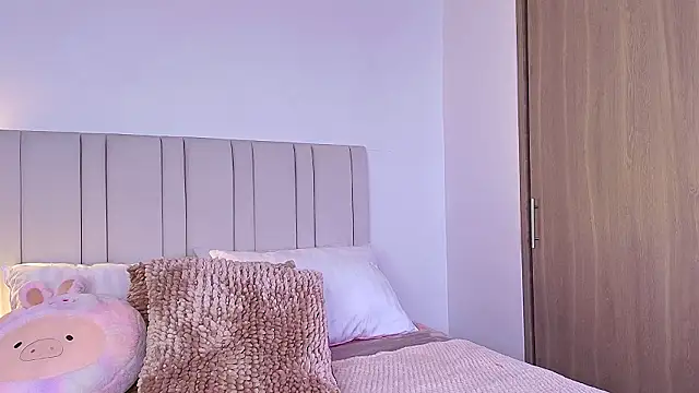 CamilleLynn's cam snapshot