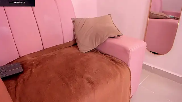 morganlake_'s cam snapshot