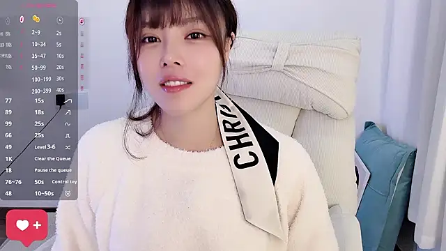 peachy_kiss's cam snapshot