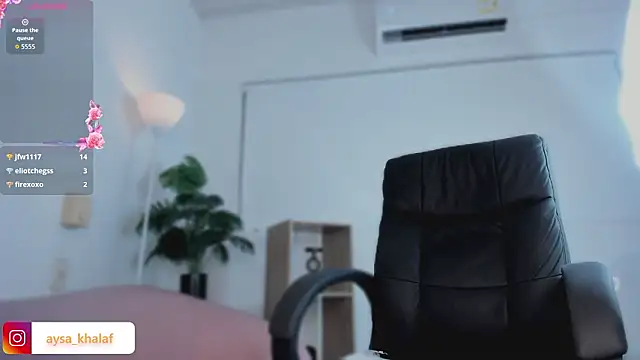 Ayha_khalaf's cam snapshot