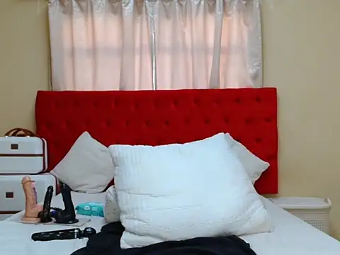 TAMARADEE4KINGS's cam snapshot