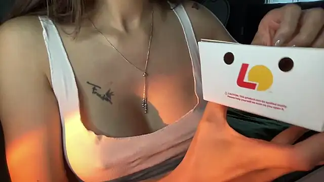 Min_sara69's cam snapshot