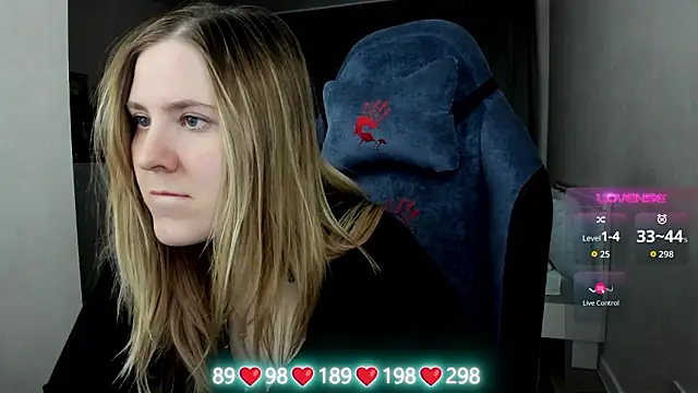 Olivia_Munk's cam snapshot