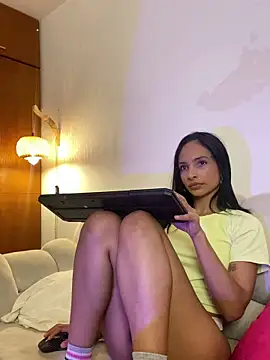 DreamsAnna's cam snapshot