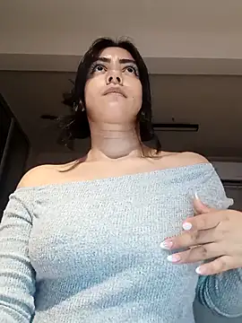 Sara-215's cam snapshot